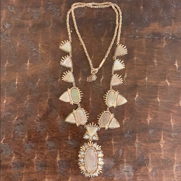 Kendra Scott Jewelry - Rose Gold Kendra Scott Statement Necklace